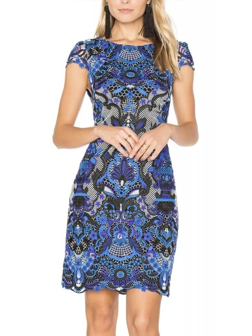 Alice + Olivia Blue Black Lace Sheath Dress Size 4